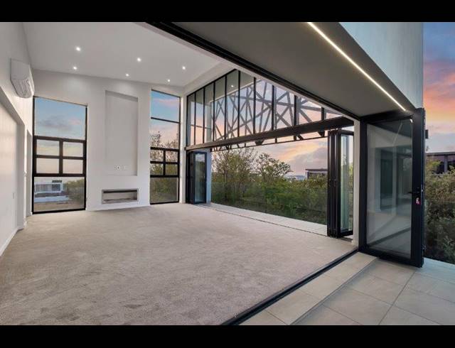 5 BEDROOM HOUSE FOR SALE IN STEYN CITY